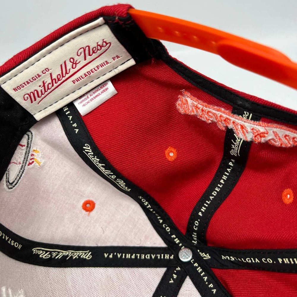 Miami Heat NBA Red Mitchell & Ness Hat Snapback Cap Men - Picture 7 of 7